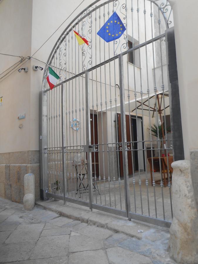 La Corte Dei Naviganti ตราปานี ภายนอก รูปภาพ